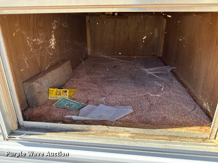 image for item NM9186 1997 Fleetwood Wilderness camper