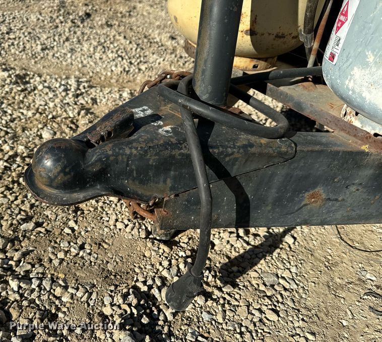 image for item NM9186 1997 Fleetwood Wilderness camper