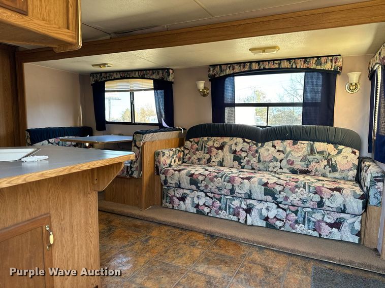 image for item NM9186 1997 Fleetwood Wilderness camper