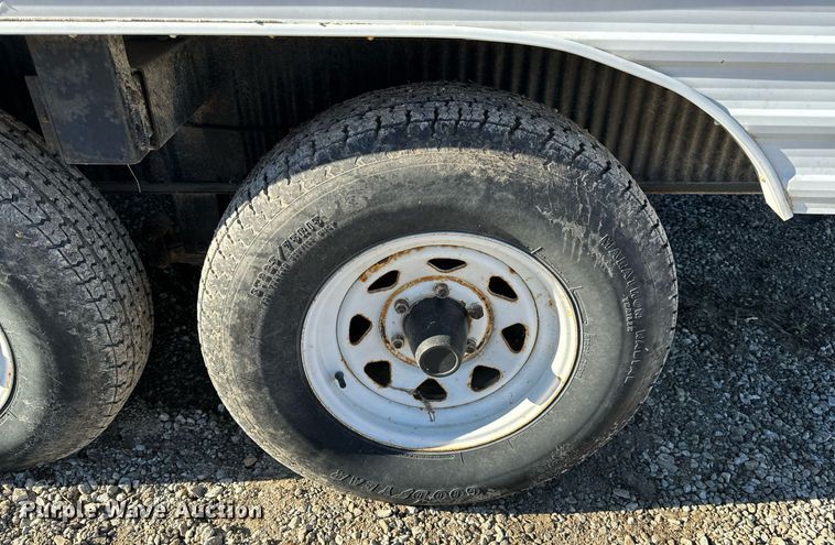 image for item NM9186 1997 Fleetwood Wilderness camper