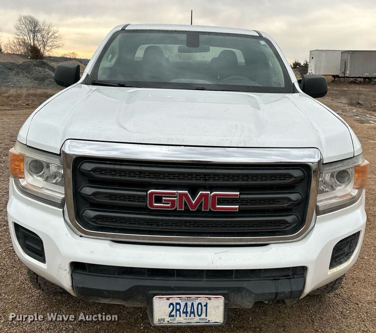 image for item NM9226 2015 GMC Canyon Ext. Cab pickup truck