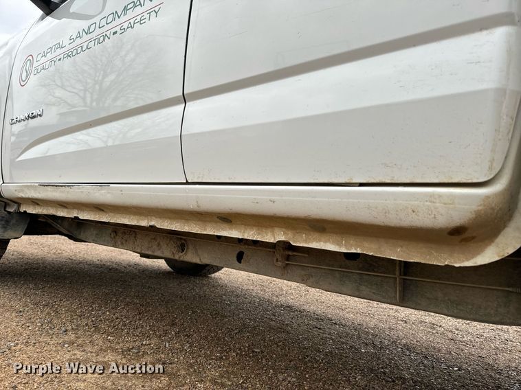 image for item NM9226 2015 GMC Canyon Ext. Cab pickup truck