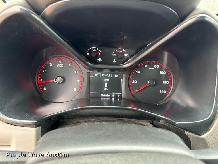 image for item NM9226 2015 GMC Canyon Ext. Cab pickup truck