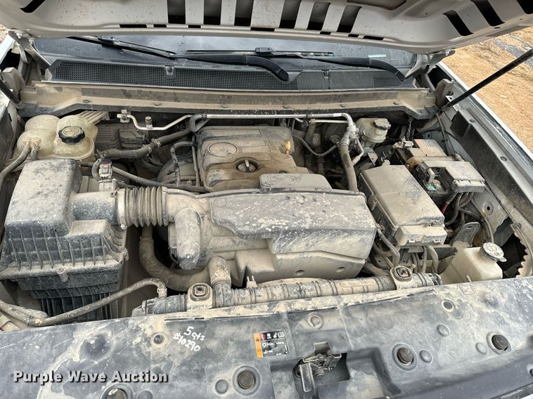 image for item NM9226 2015 GMC Canyon Ext. Cab pickup truck