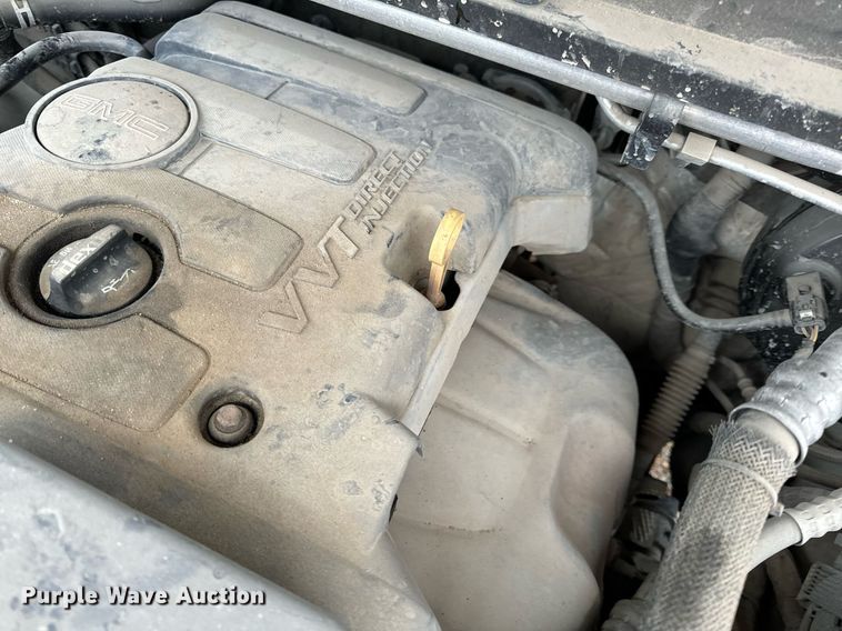 image for item NM9226 2015 GMC Canyon Ext. Cab pickup truck