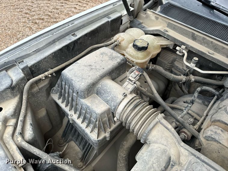 image for item NM9226 2015 GMC Canyon Ext. Cab pickup truck