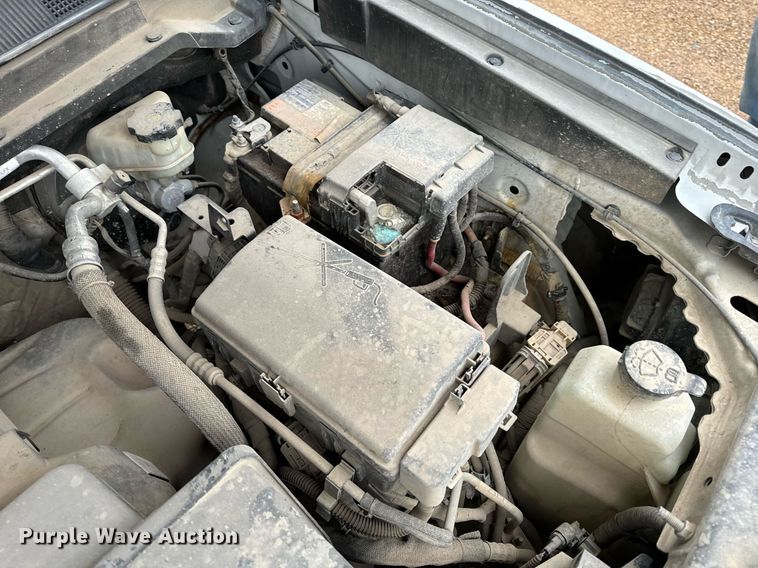 image for item NM9226 2015 GMC Canyon Ext. Cab pickup truck