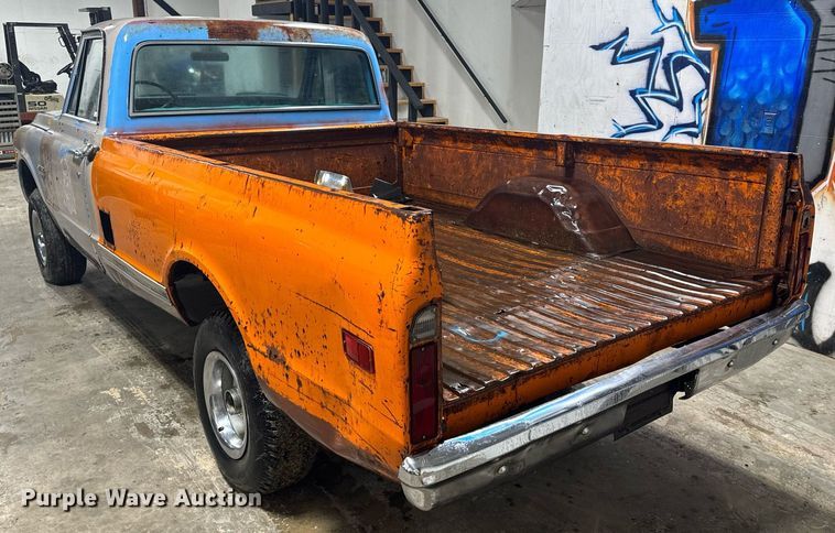 image for item NM9235 1969 GMC 1500 Custom pickup truck