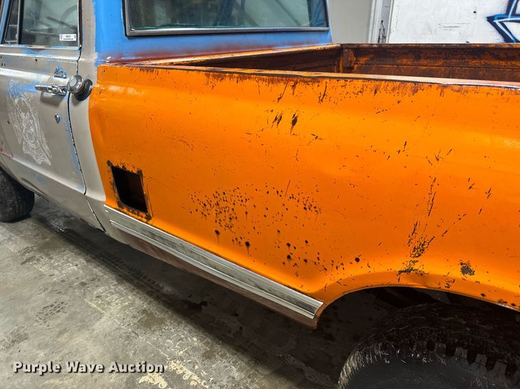 image for item NM9235 1969 GMC 1500 Custom pickup truck