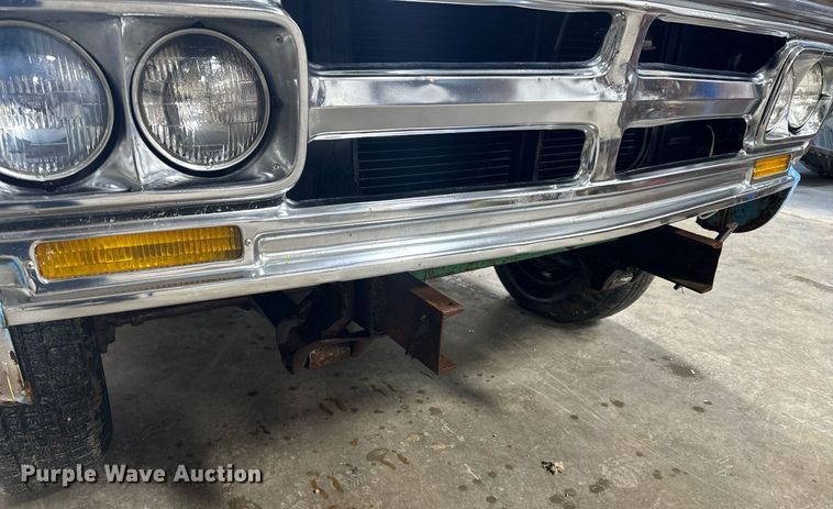 image for item NM9235 1969 GMC 1500 Custom pickup truck