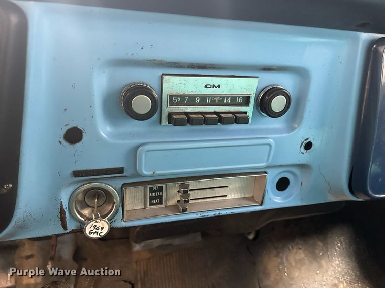 image for item NM9235 1969 GMC 1500 Custom pickup truck