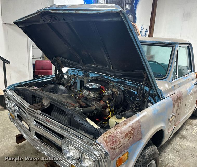 image for item NM9235 1969 GMC 1500 Custom pickup truck