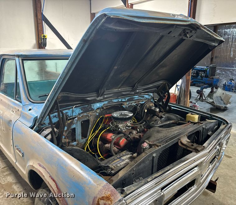 image for item NM9235 1969 GMC 1500 Custom pickup truck