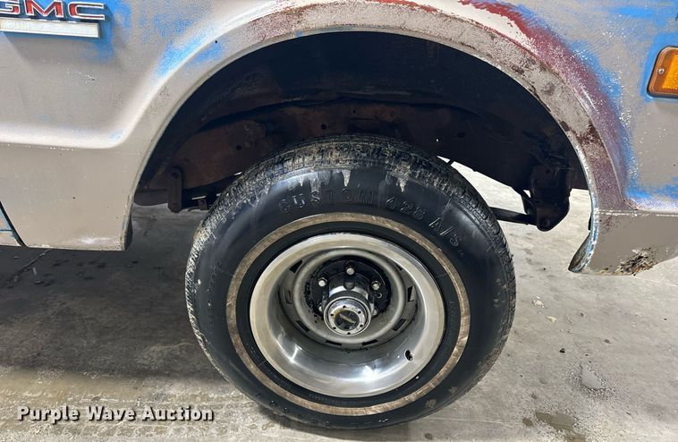 image for item NM9235 1969 GMC 1500 Custom pickup truck