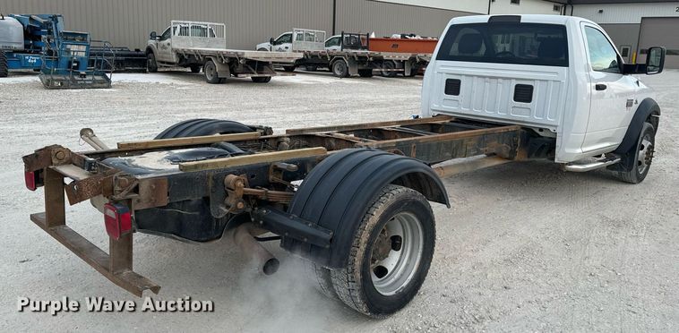 image for item NM9236 2011 Dodge Ram 5500HD truck cab and chassis