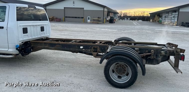 image for item NM9236 2011 Dodge Ram 5500HD truck cab and chassis