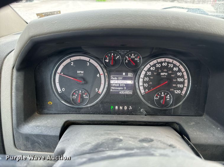 image for item NM9236 2011 Dodge Ram 5500HD truck cab and chassis