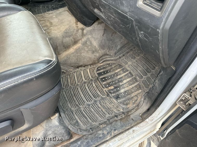 image for item NM9236 2011 Dodge Ram 5500HD truck cab and chassis