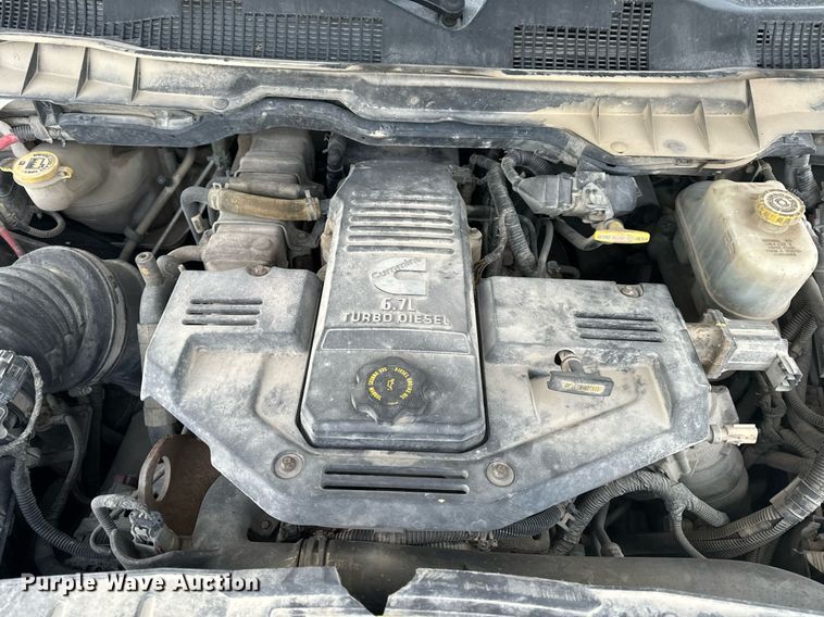 image for item NM9236 2011 Dodge Ram 5500HD truck cab and chassis