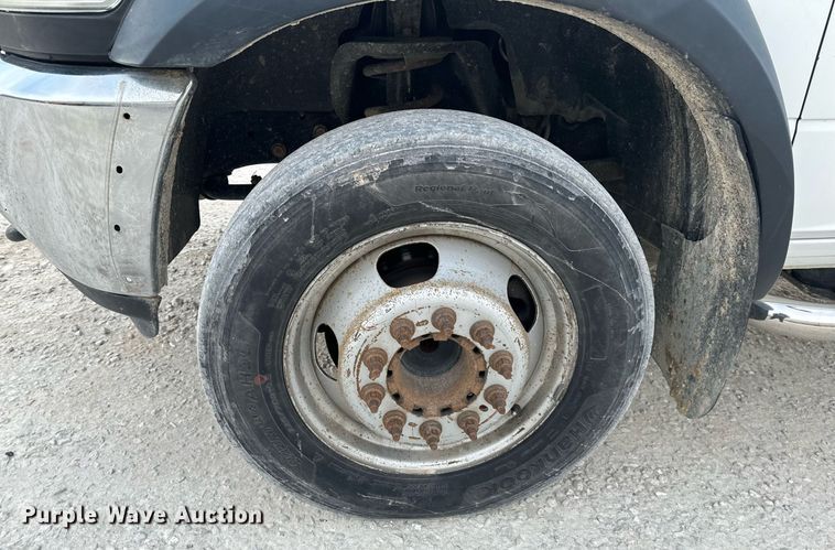 image for item NM9236 2011 Dodge Ram 5500HD truck cab and chassis