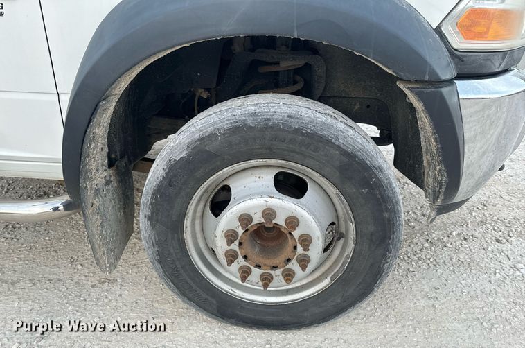 image for item NM9236 2011 Dodge Ram 5500HD truck cab and chassis