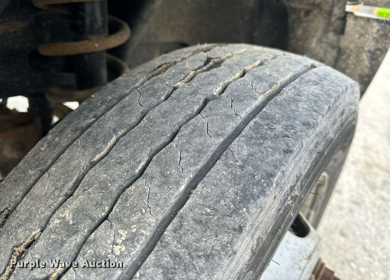 image for item NM9236 2011 Dodge Ram 5500HD truck cab and chassis