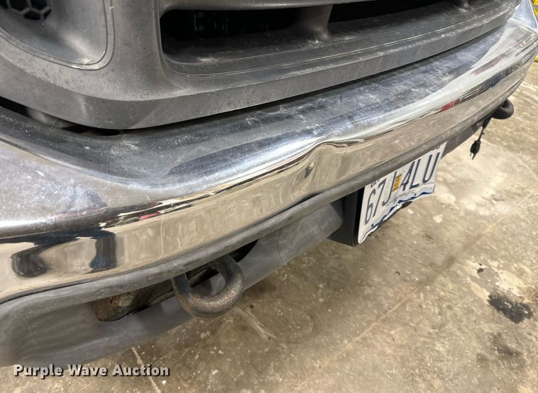 image for item NM9237 2000 Ford F450 Super Duty XL flatbed truck