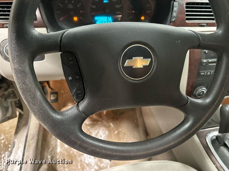 image for item NM9238 2008 Chevrolet Impala LS 