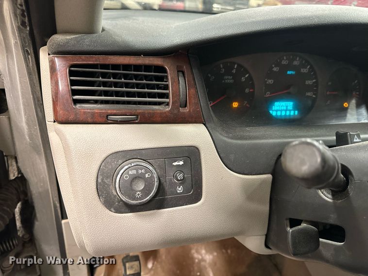 image for item NM9238 2008 Chevrolet Impala LS 