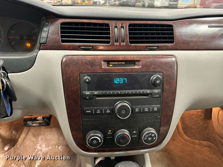 image for item NM9238 2008 Chevrolet Impala LS 