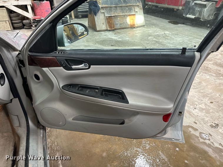 image for item NM9238 2008 Chevrolet Impala LS 