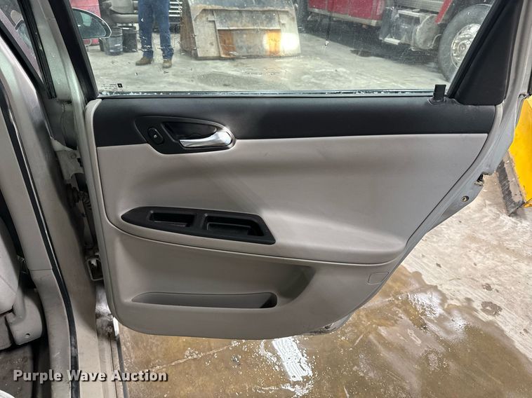 image for item NM9238 2008 Chevrolet Impala LS 