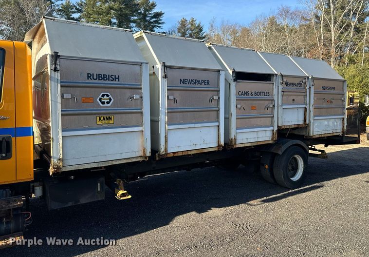 image for item NN9357 2014 International  DuraStar 4300 refuse truck