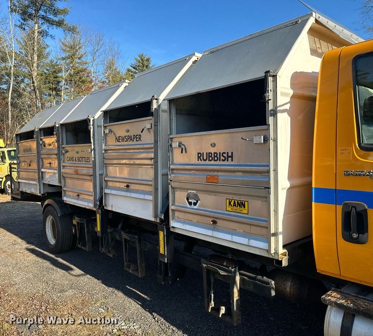 image for item NN9357 2014 International  DuraStar 4300 refuse truck