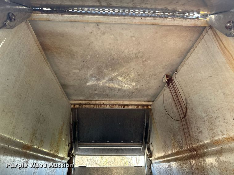 image for item NN9357 2014 International  DuraStar 4300 refuse truck