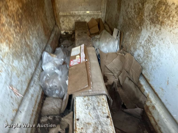 image for item NN9357 2014 International  DuraStar 4300 refuse truck