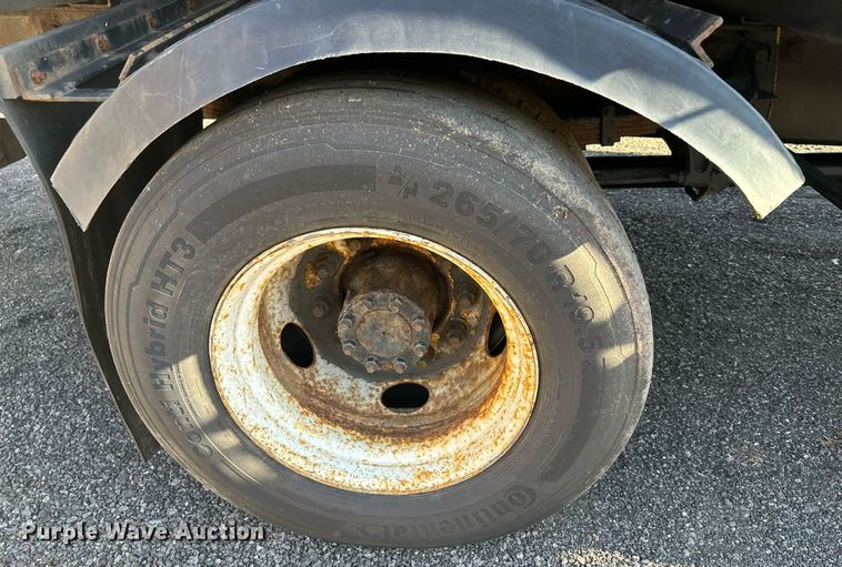 image for item NN9357 2014 International  DuraStar 4300 refuse truck