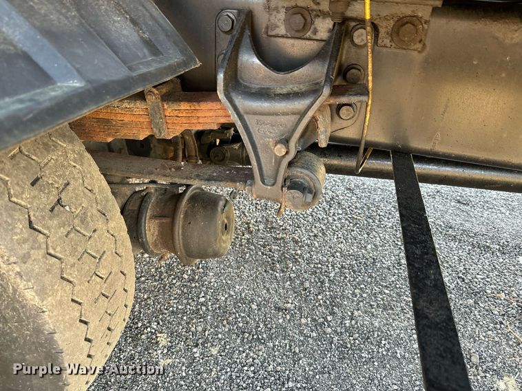 image for item NN9357 2014 International  DuraStar 4300 refuse truck