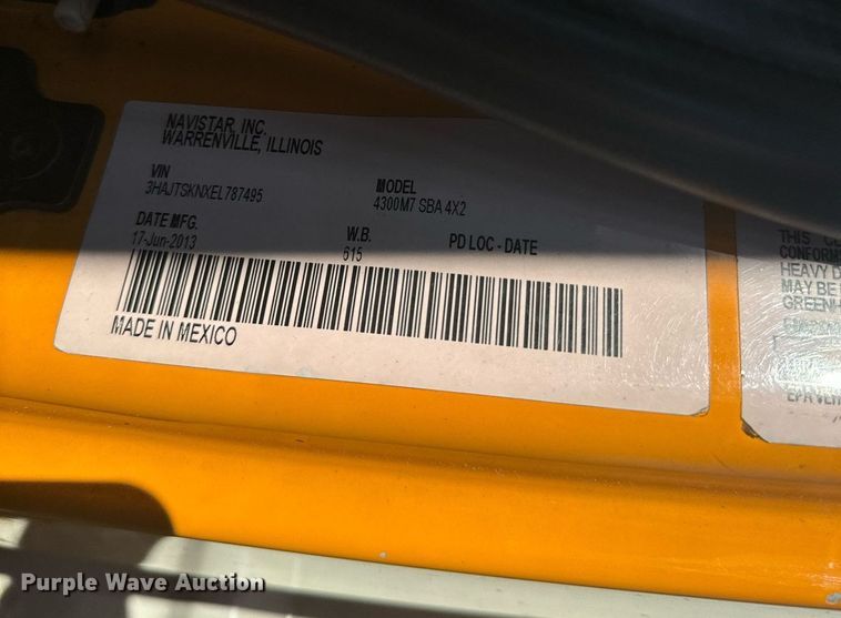 image for item NN9357 2014 International  DuraStar 4300 refuse truck