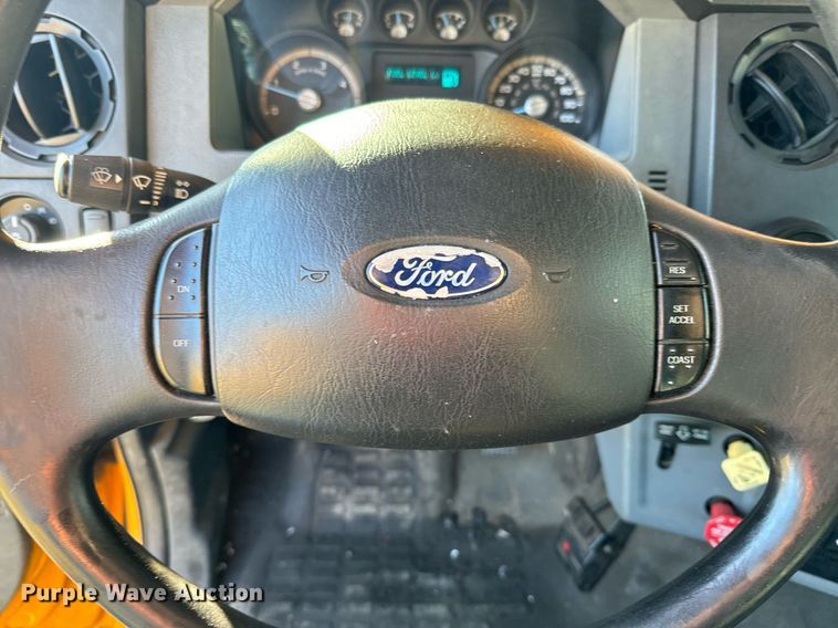 image for item NN9358 2011 Ford F750 Super Duty Crew Cab flatbed truck