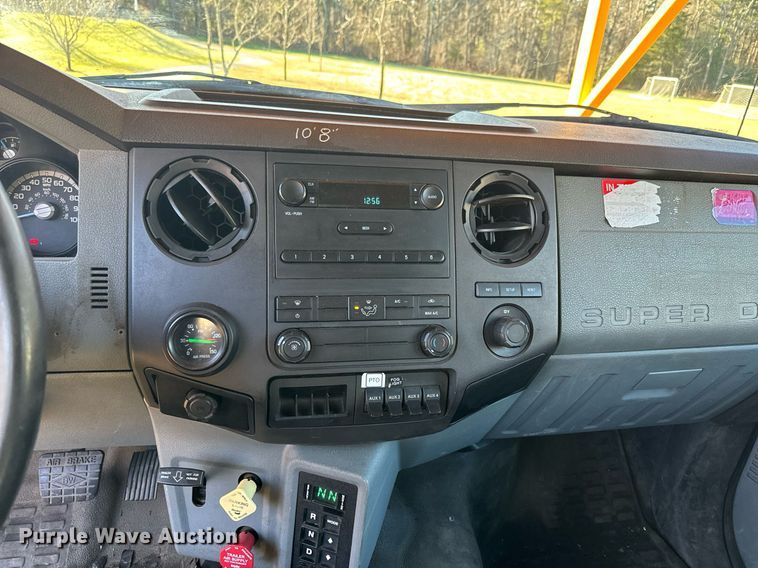 image for item NN9358 2011 Ford F750 Super Duty Crew Cab flatbed truck