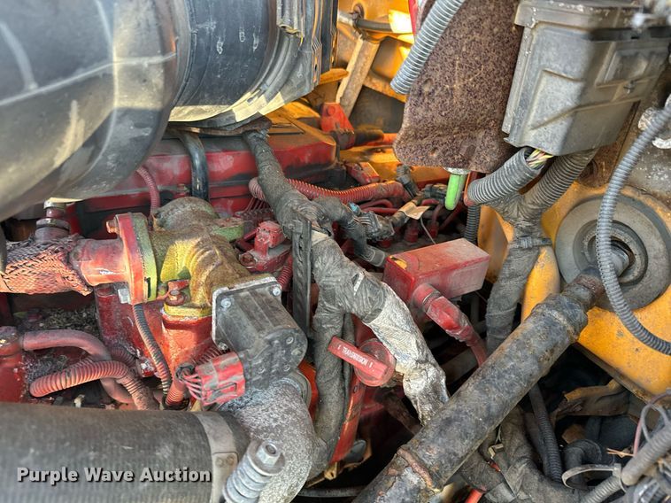 image for item NN9358 2011 Ford F750 Super Duty Crew Cab flatbed truck