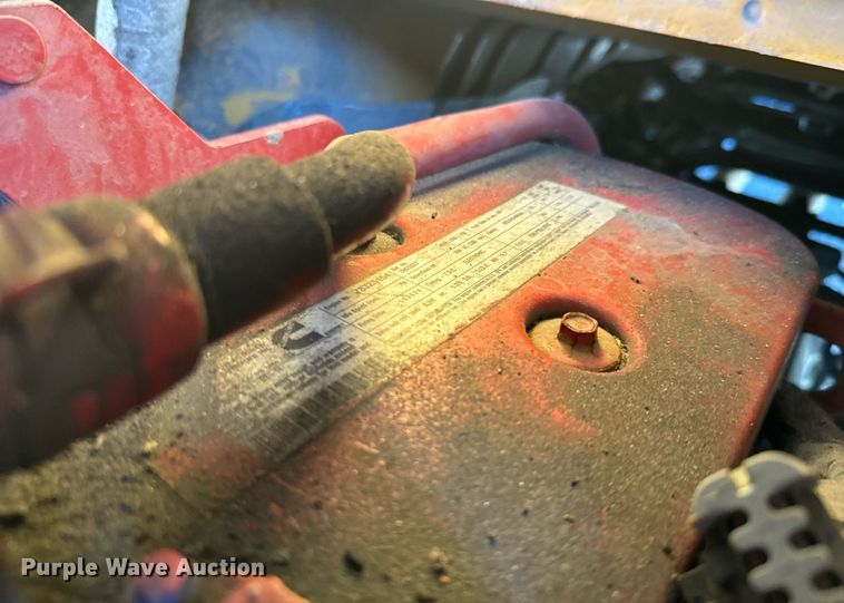 image for item NN9358 2011 Ford F750 Super Duty Crew Cab flatbed truck