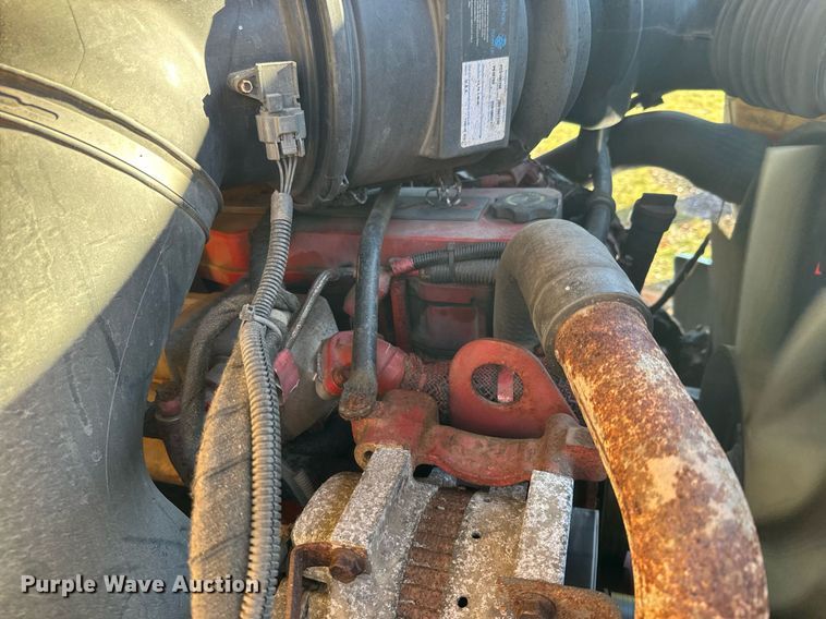 image for item NN9358 2011 Ford F750 Super Duty Crew Cab flatbed truck