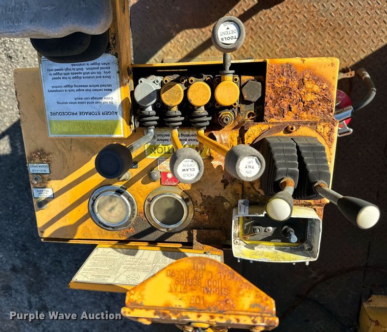 image for item NN9359 2009 Sterling  Acterra digger derrick truck