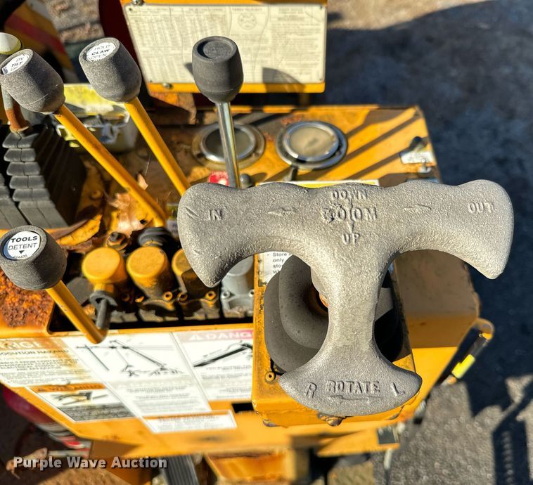 image for item NN9359 2009 Sterling  Acterra digger derrick truck