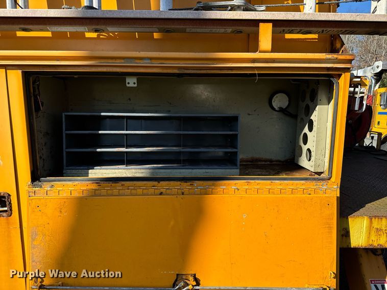 image for item NN9359 2009 Sterling  Acterra digger derrick truck