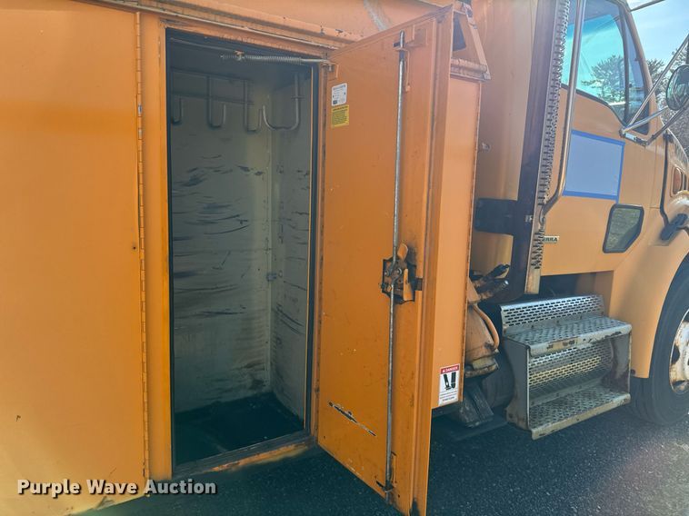 image for item NN9359 2009 Sterling  Acterra digger derrick truck