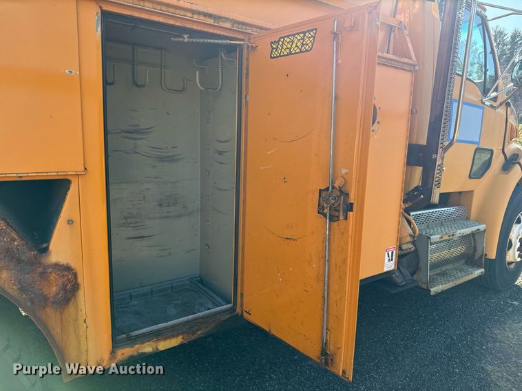 image for item NN9359 2009 Sterling  Acterra digger derrick truck