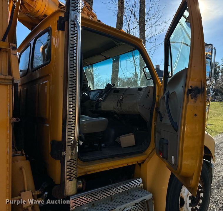 image for item NN9359 2009 Sterling  Acterra digger derrick truck